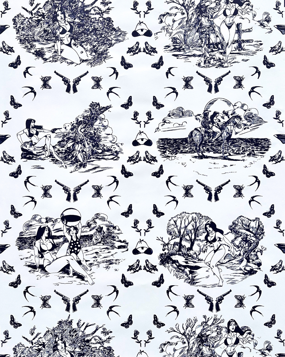 Sassy Toile Wallpaper
