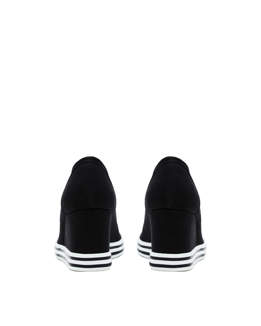 Speed Sneaker Pump